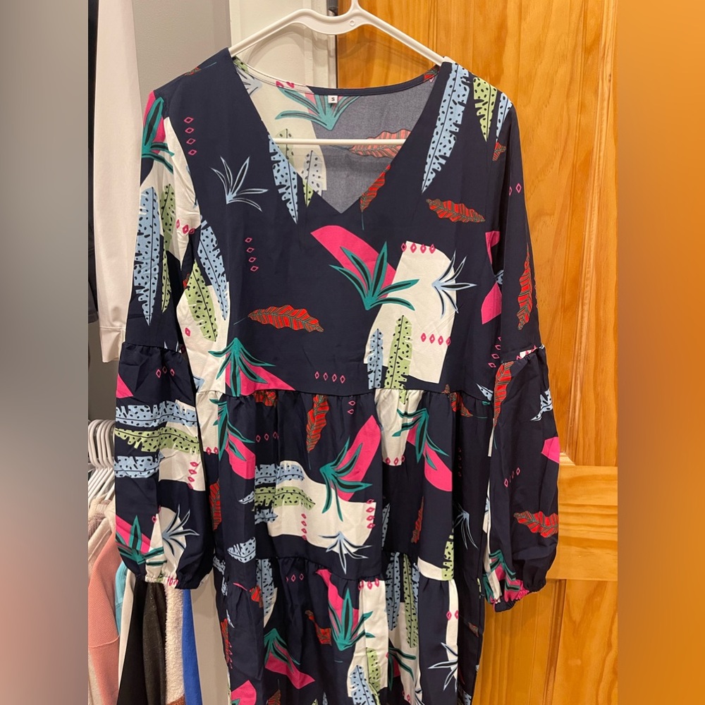 Women’s Long Sleeve Print Dress